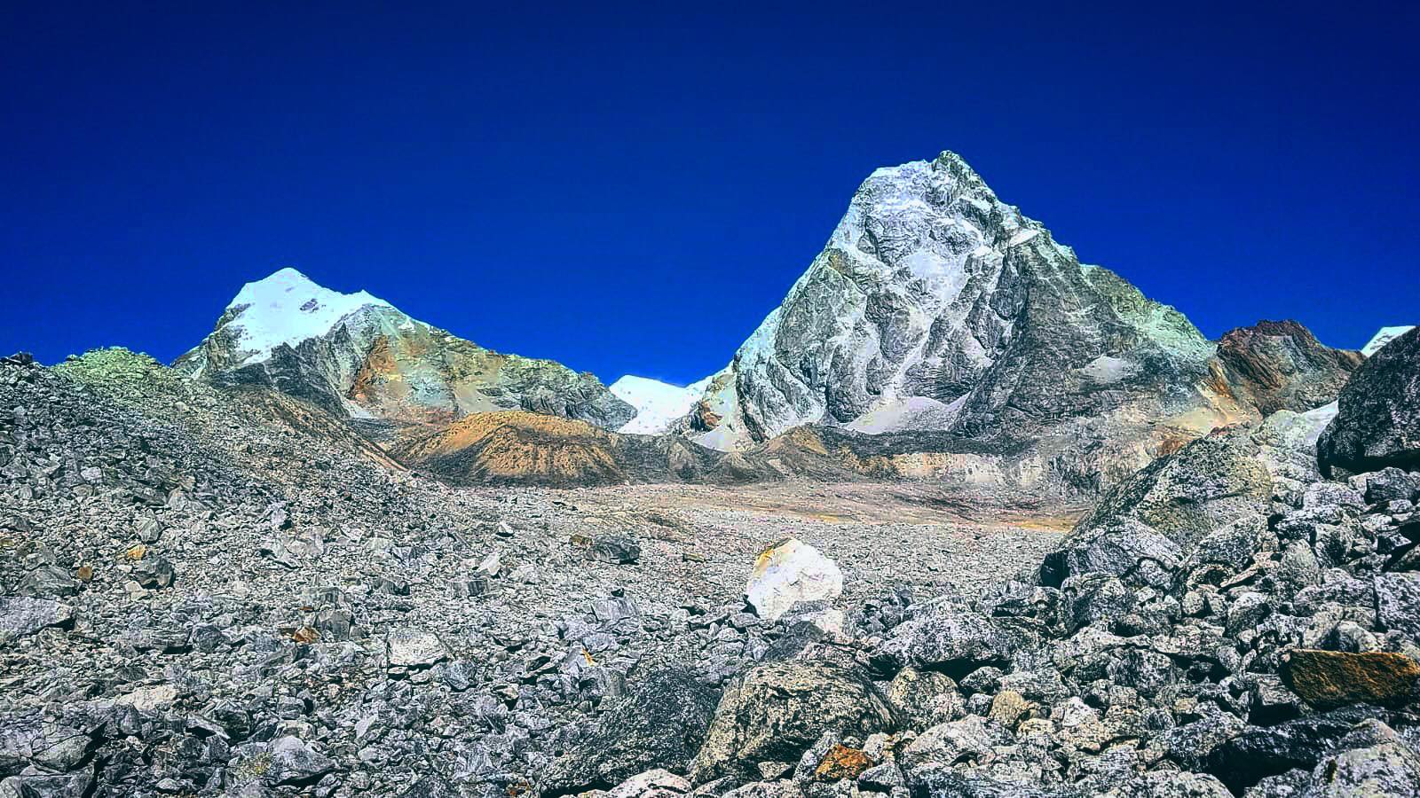 Kathmandu Salleri Namche Everest Base Camp Trek (18 Days)